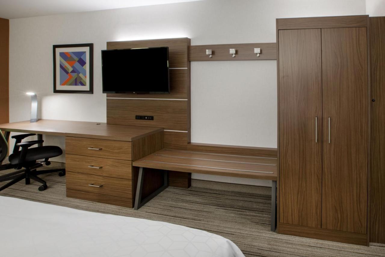 Holiday Inn Express & Suites Del Rio By Ihg Экстерьер фото