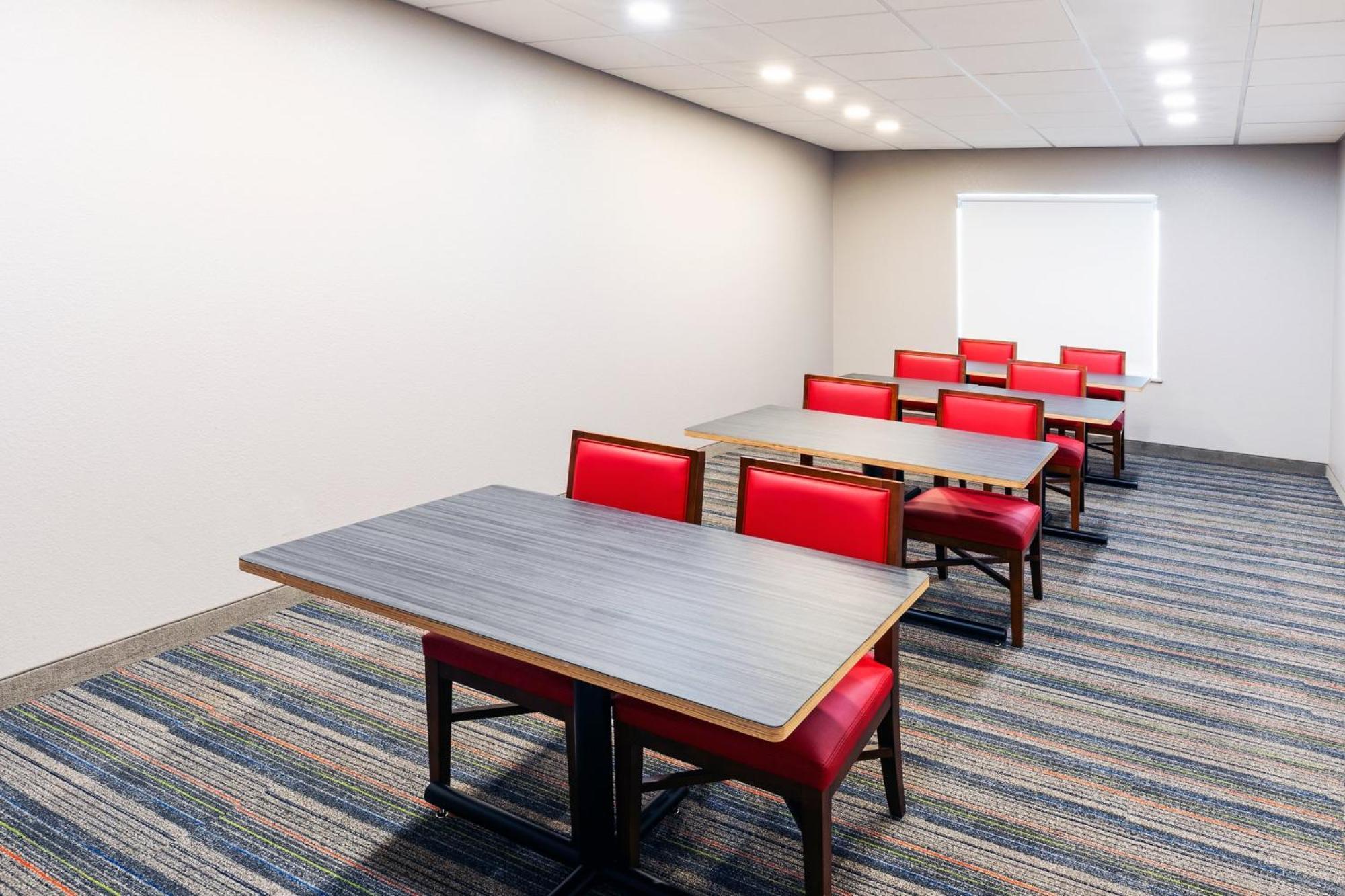 Holiday Inn Express & Suites Del Rio By Ihg Экстерьер фото